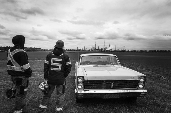 SILICON freenlance RAW welders look at the Canadian refinery