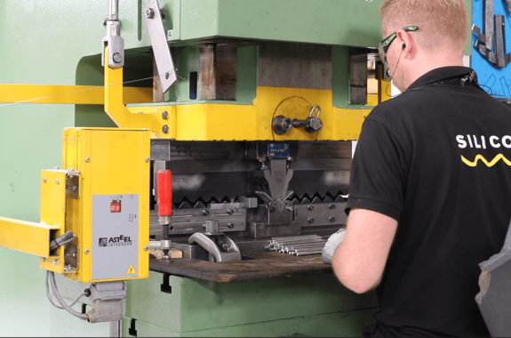 Open application to work at SILICON